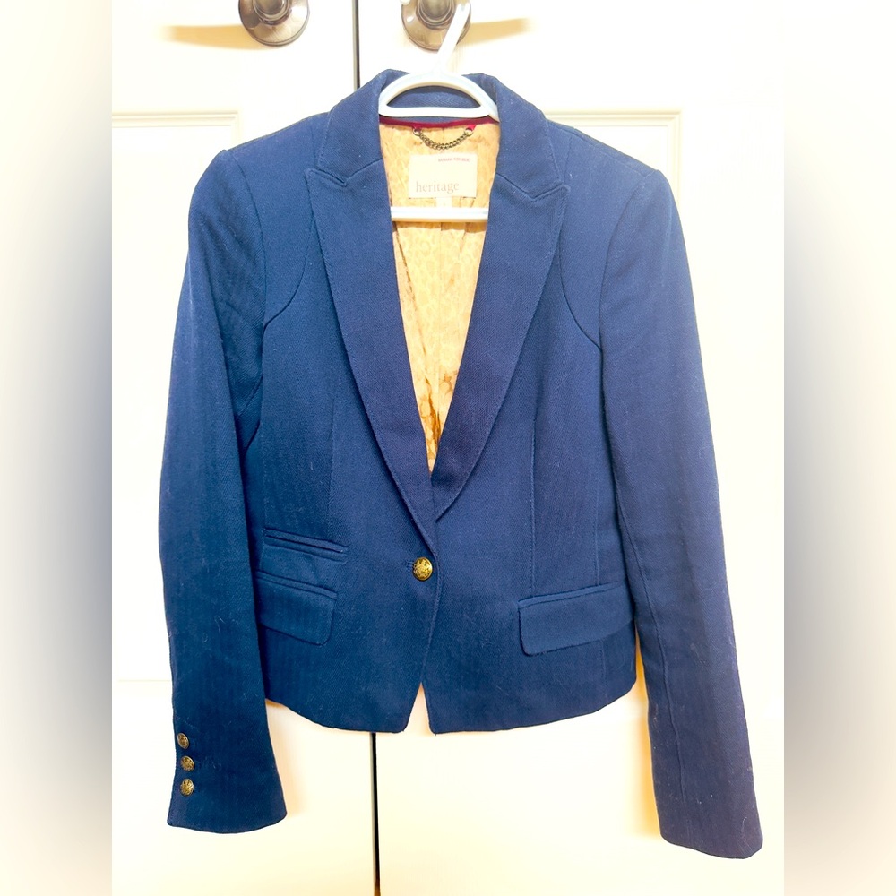 Banana Republic Heritage woman’s blazer size 4